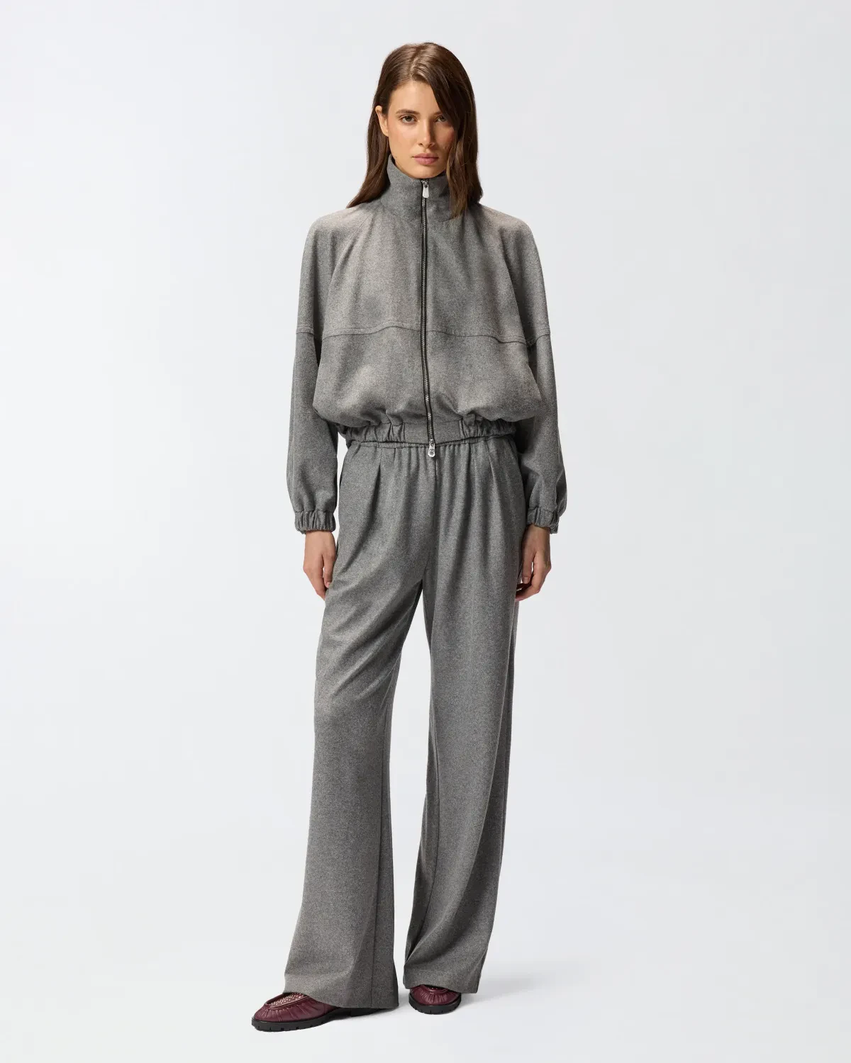 106046A2ZUI7600101_2