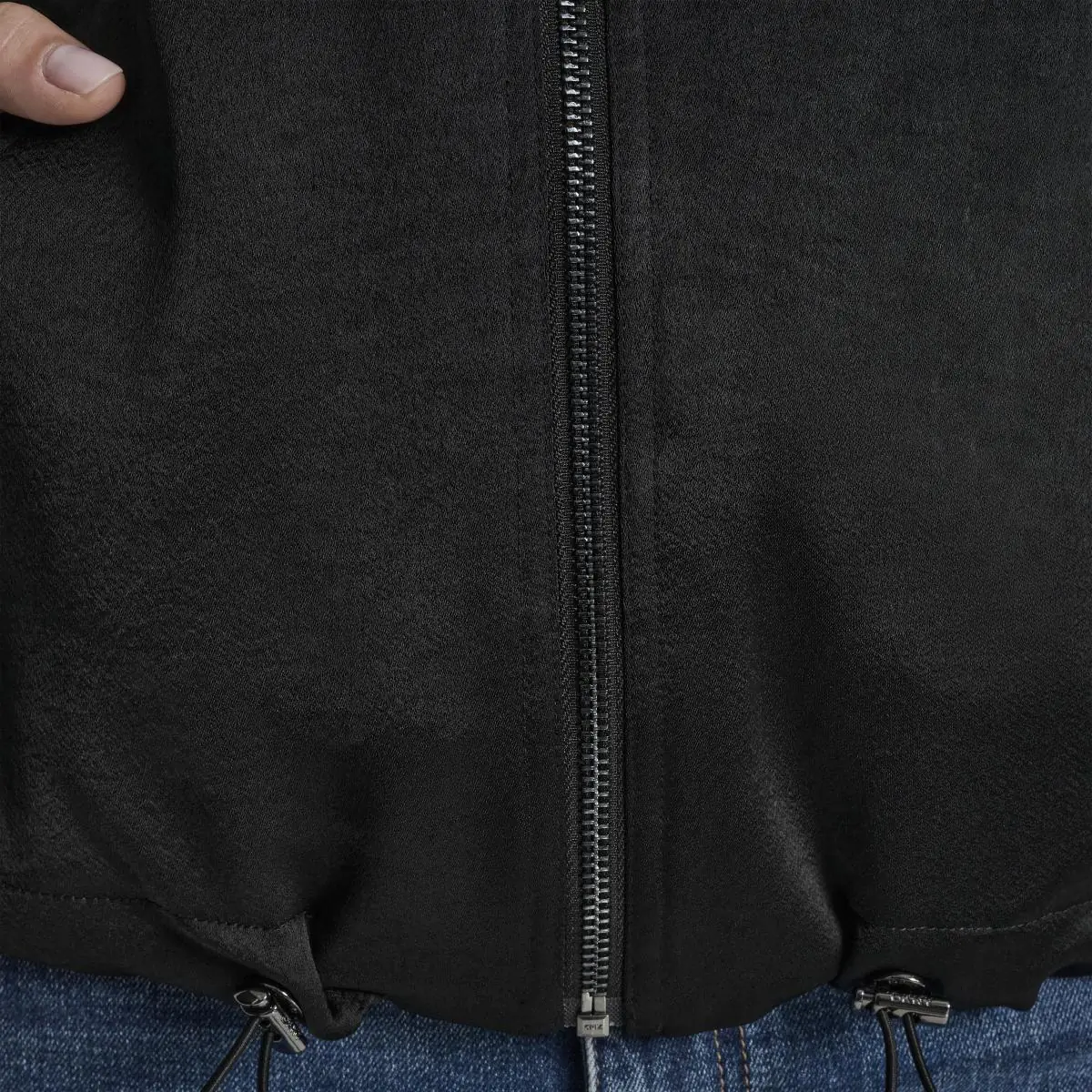 DKNYDW17225_45_P5JJ7D08_BLK_ALT3