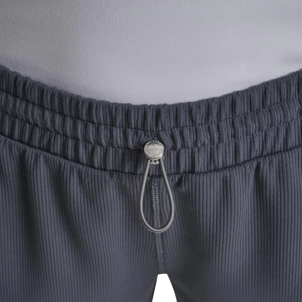 DKNYDP20525_10_DP6P3859_F4O_ALT2