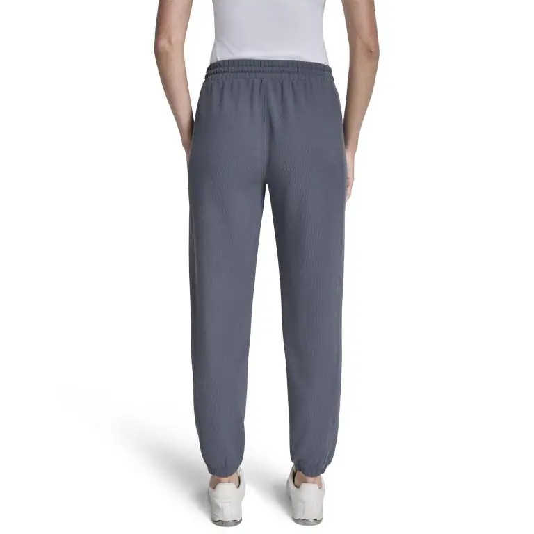 DKNYDP20525_10_DP6P3859_F4O_B