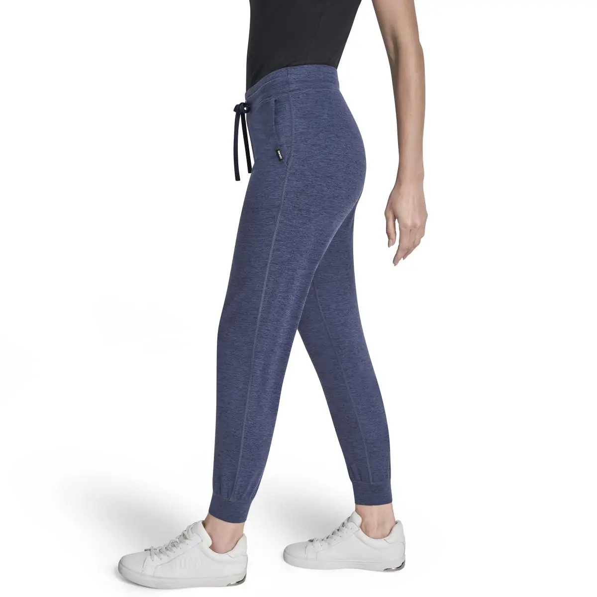 DKNYDP20525_42_DP6P3553_QHH_S