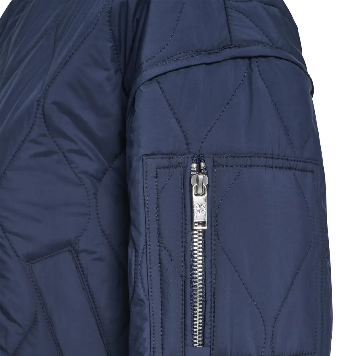 DKNYDW20425_39_P5KJ7D39_GDX_ALT3