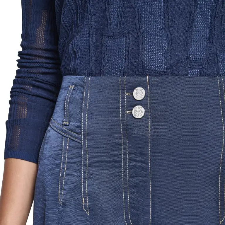 DKNYDW17225_64_P5KK7D22_GDX_ALT3