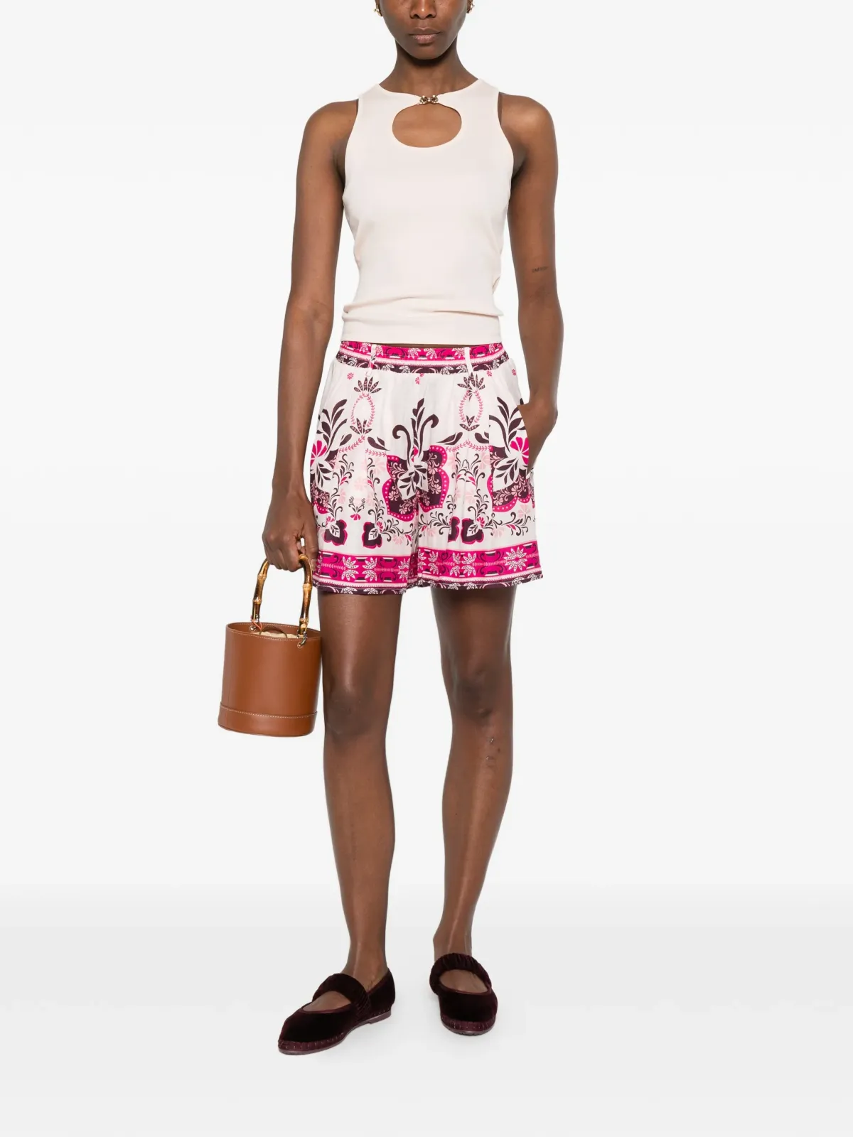 261TT2280 PEARL ROSE 2