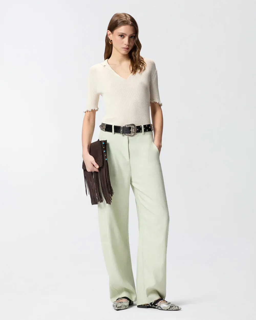 106287A343C1400101_2