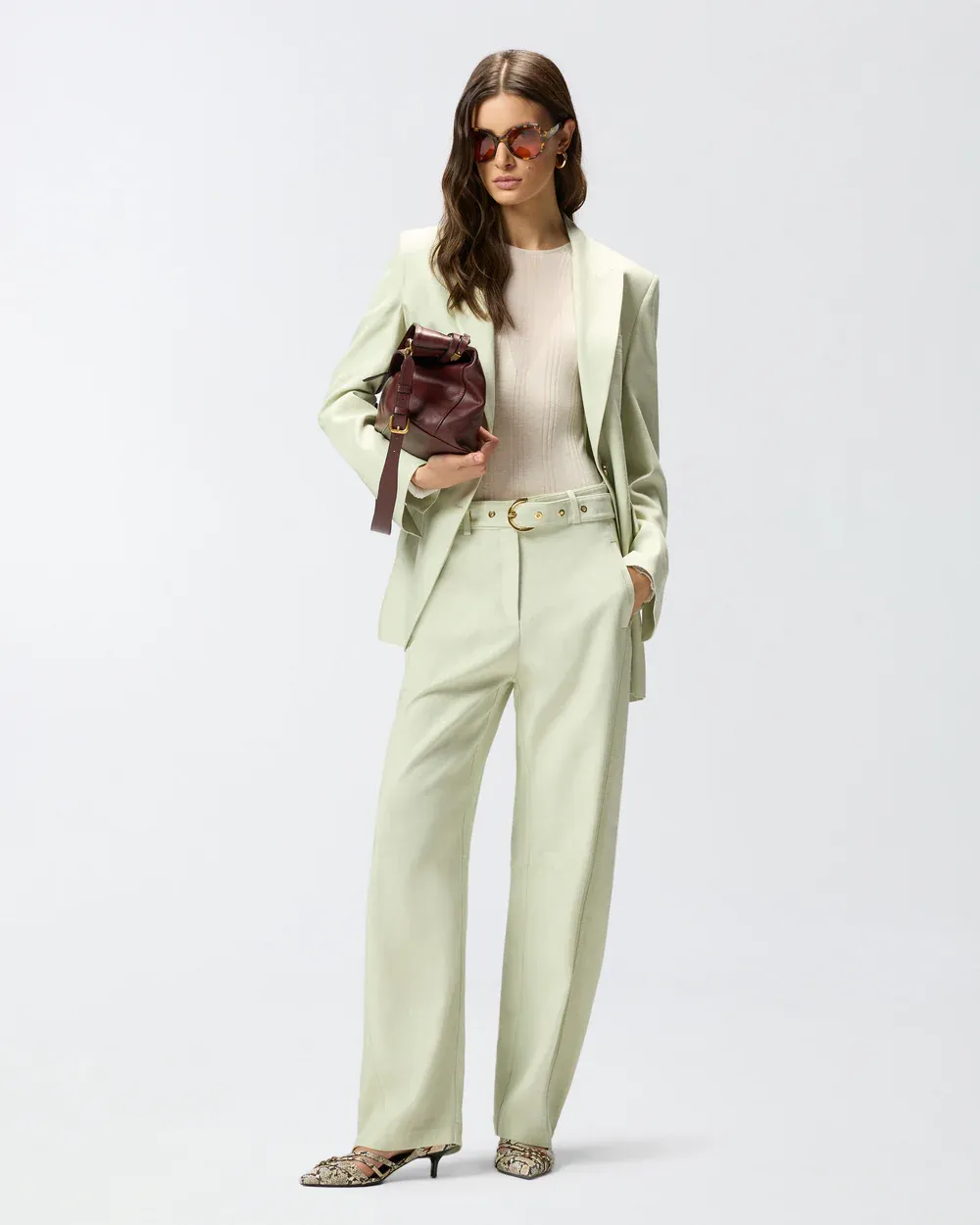 106320A34BC1400101_2