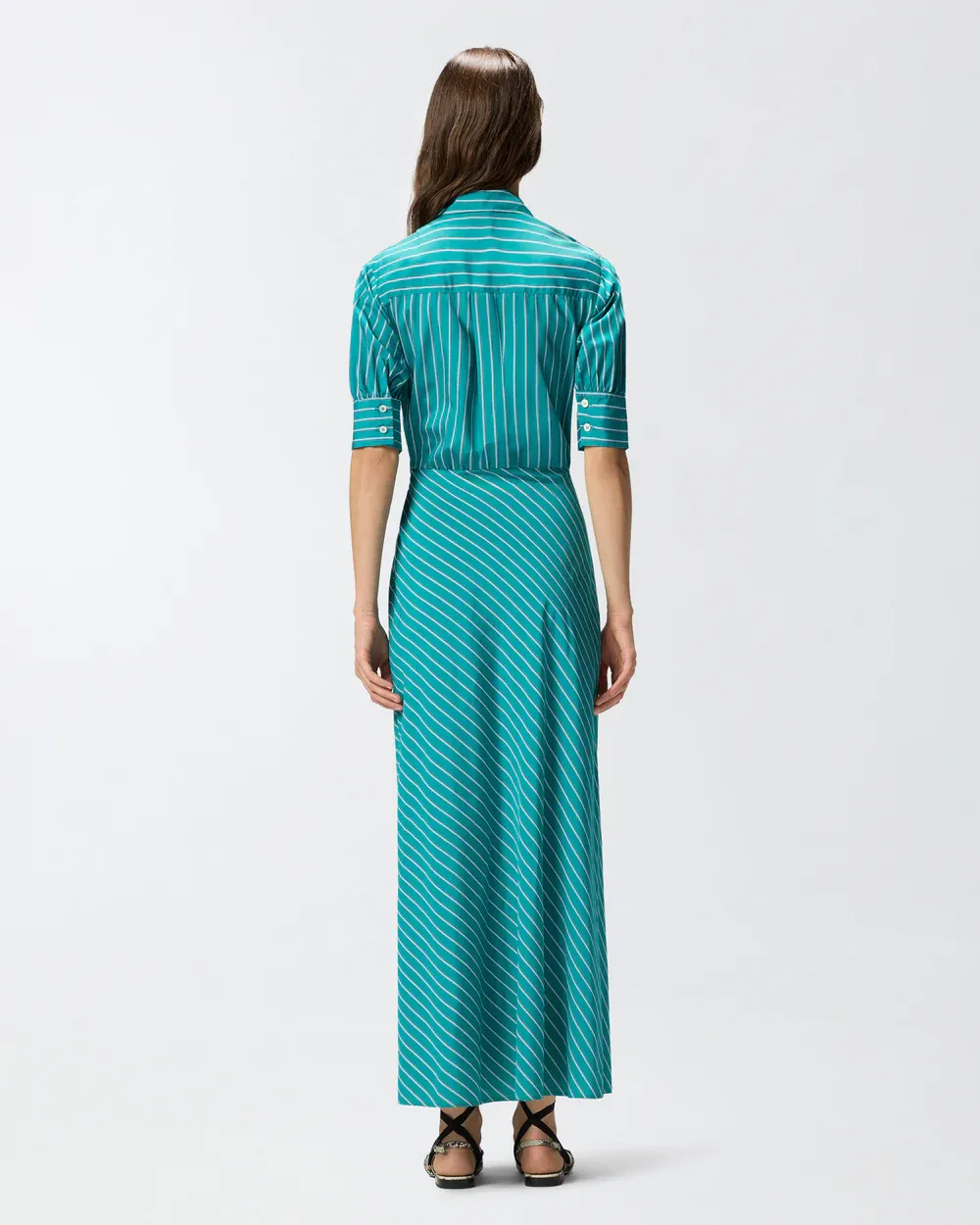 106669A33QSE102501_3