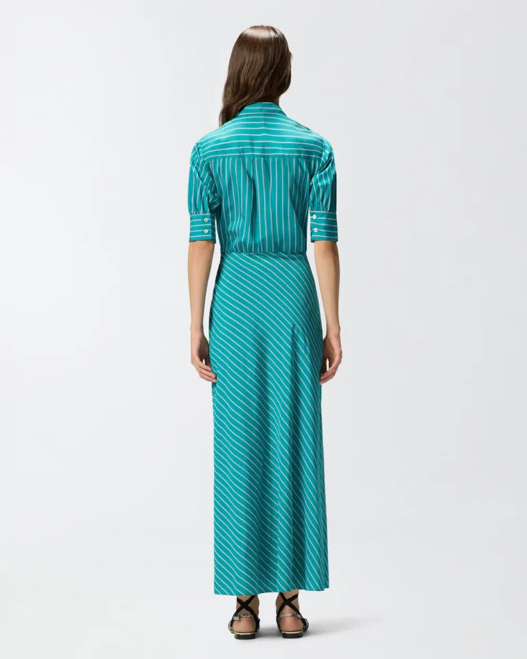 106669A33QSE102501_3