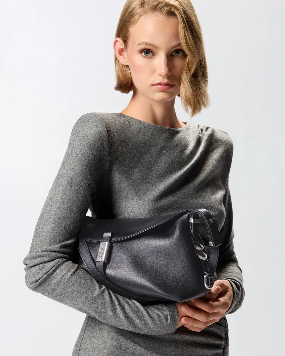 105049A1ZXZ99E00001_6