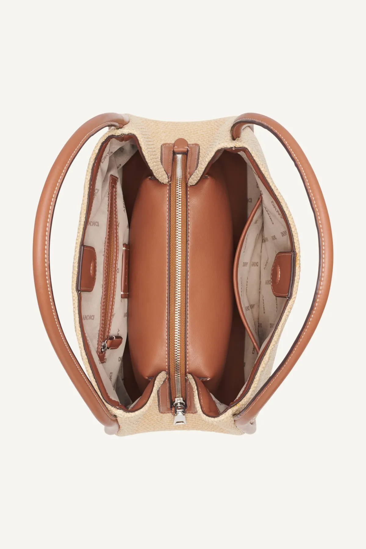 DKNYDH22425_61_R61CDK68_AR9_INT