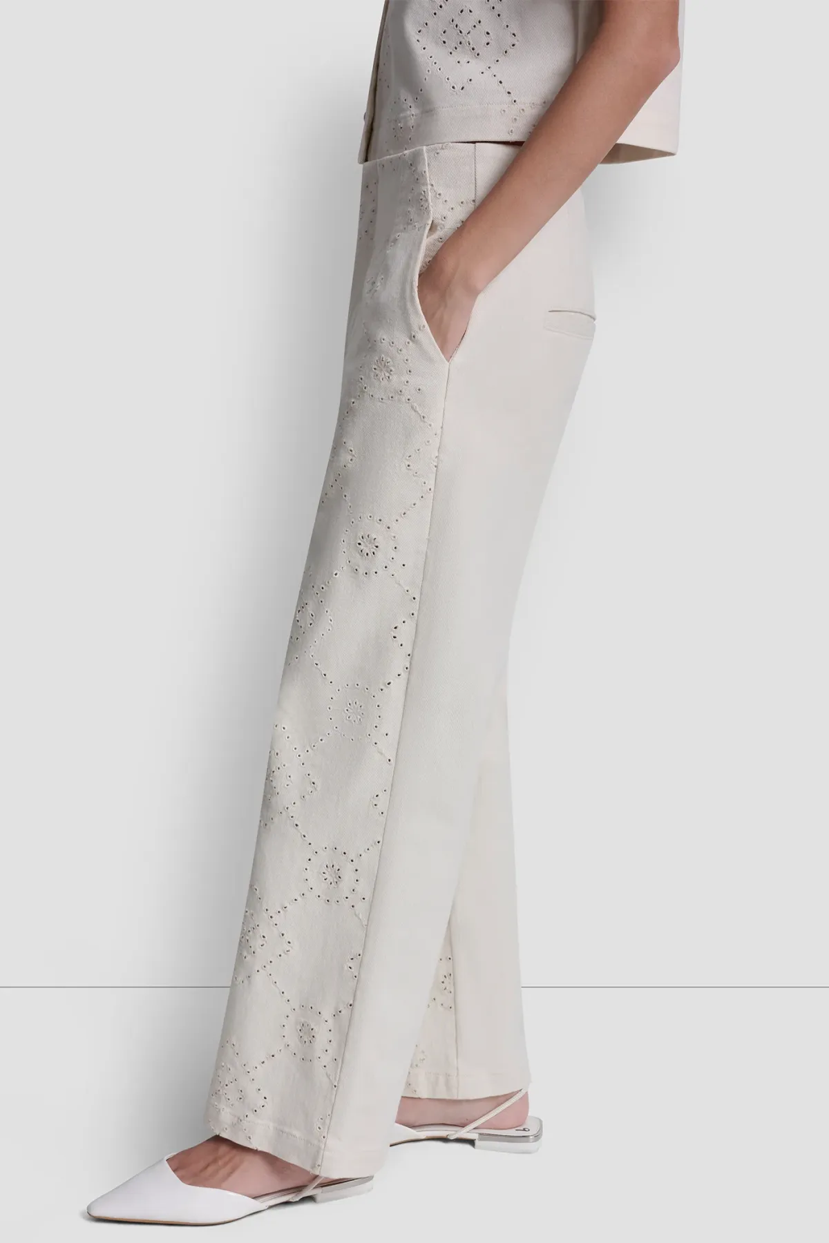 DKNYDJ24825_75_DJ6P3135_G0H_S