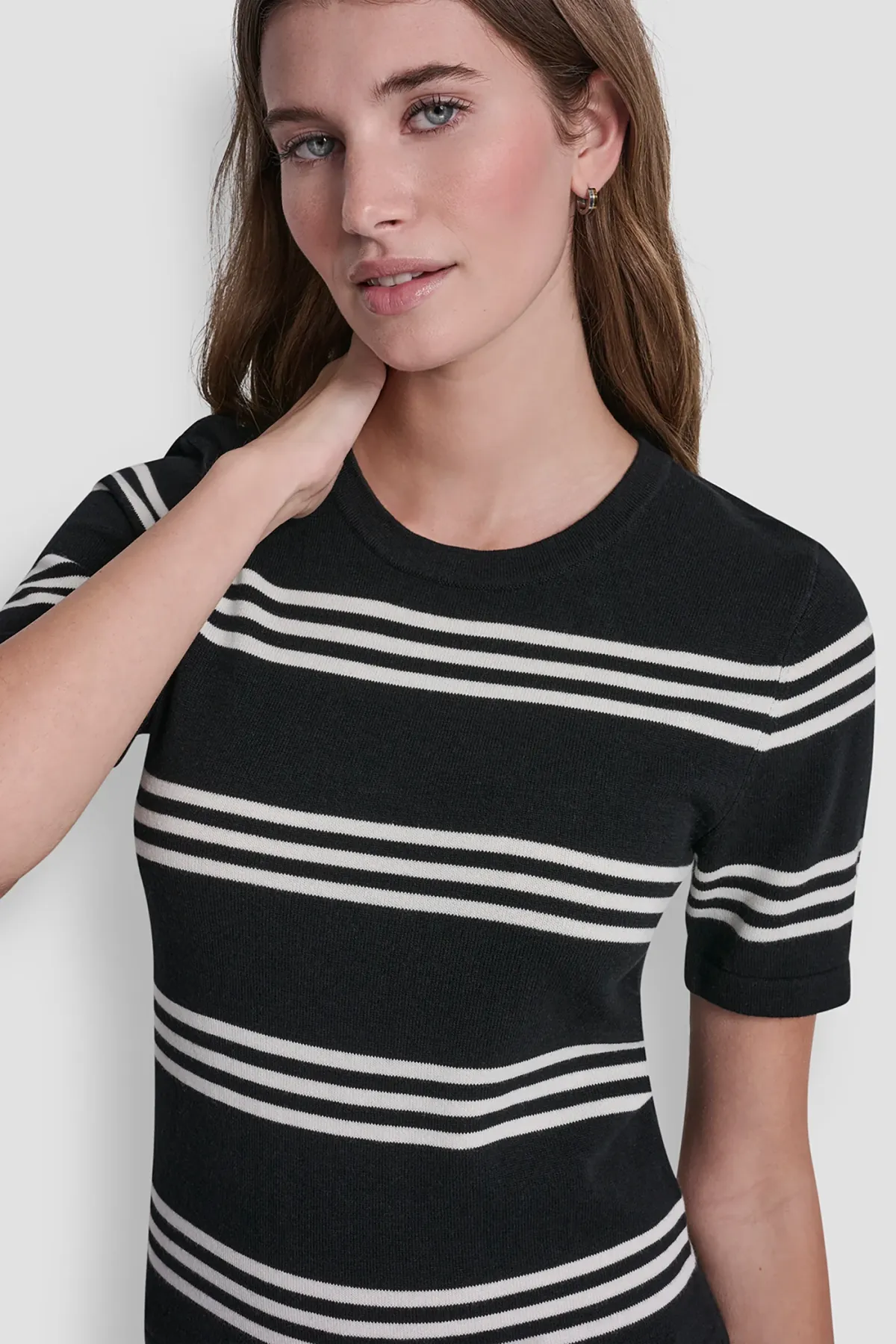 DKNYDJ24825_24_DJ6R0129_2L5_ALT3
