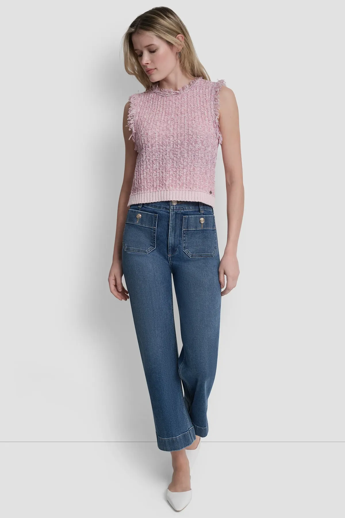 DKNYDJ26925_1_DJ6R0964_QN5_ALT1