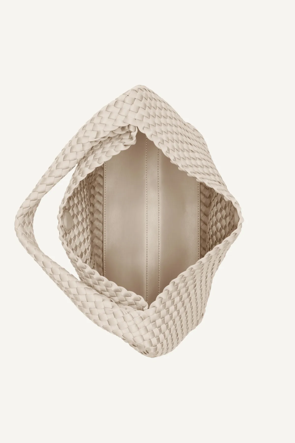 DKNYDH22425_CC_R51AOJ46_LT3_INT