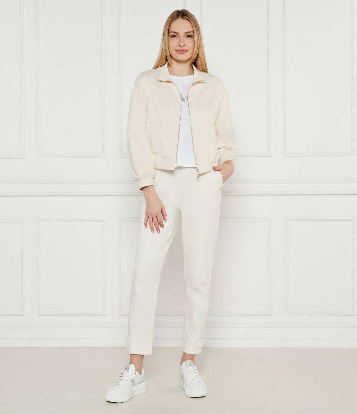 251TP2481 Delicate Beige 2