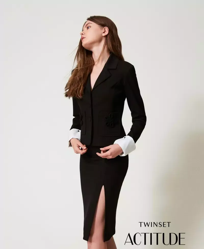 251AP2532_00006_PA (1)