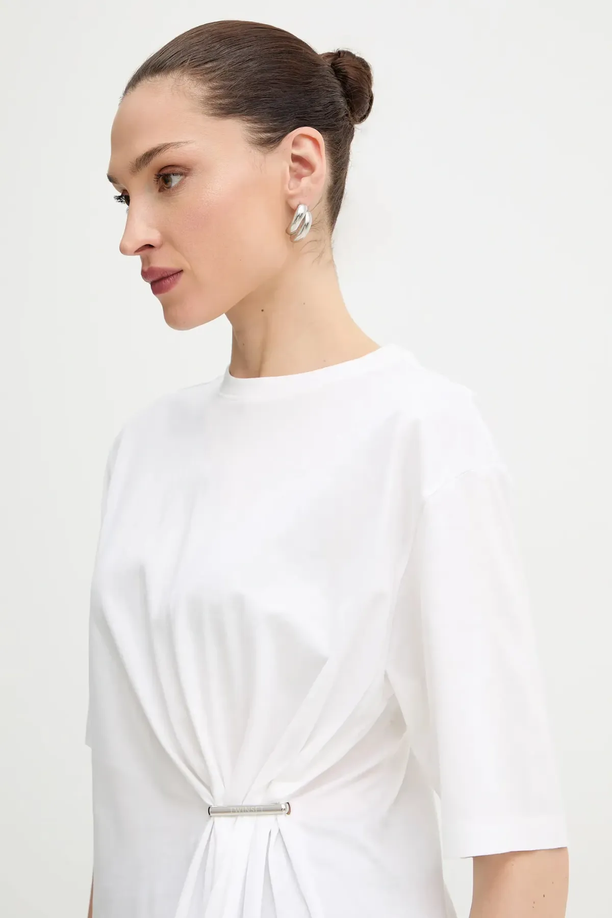 261TE2100 White 5