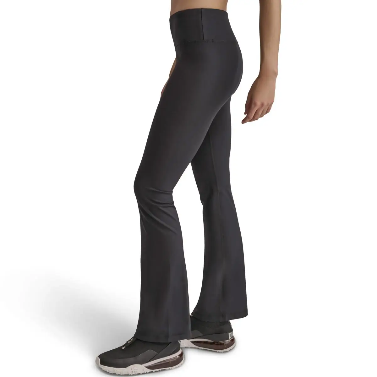 DKNYDP04424_65_DP4P3482_BLK_Sa