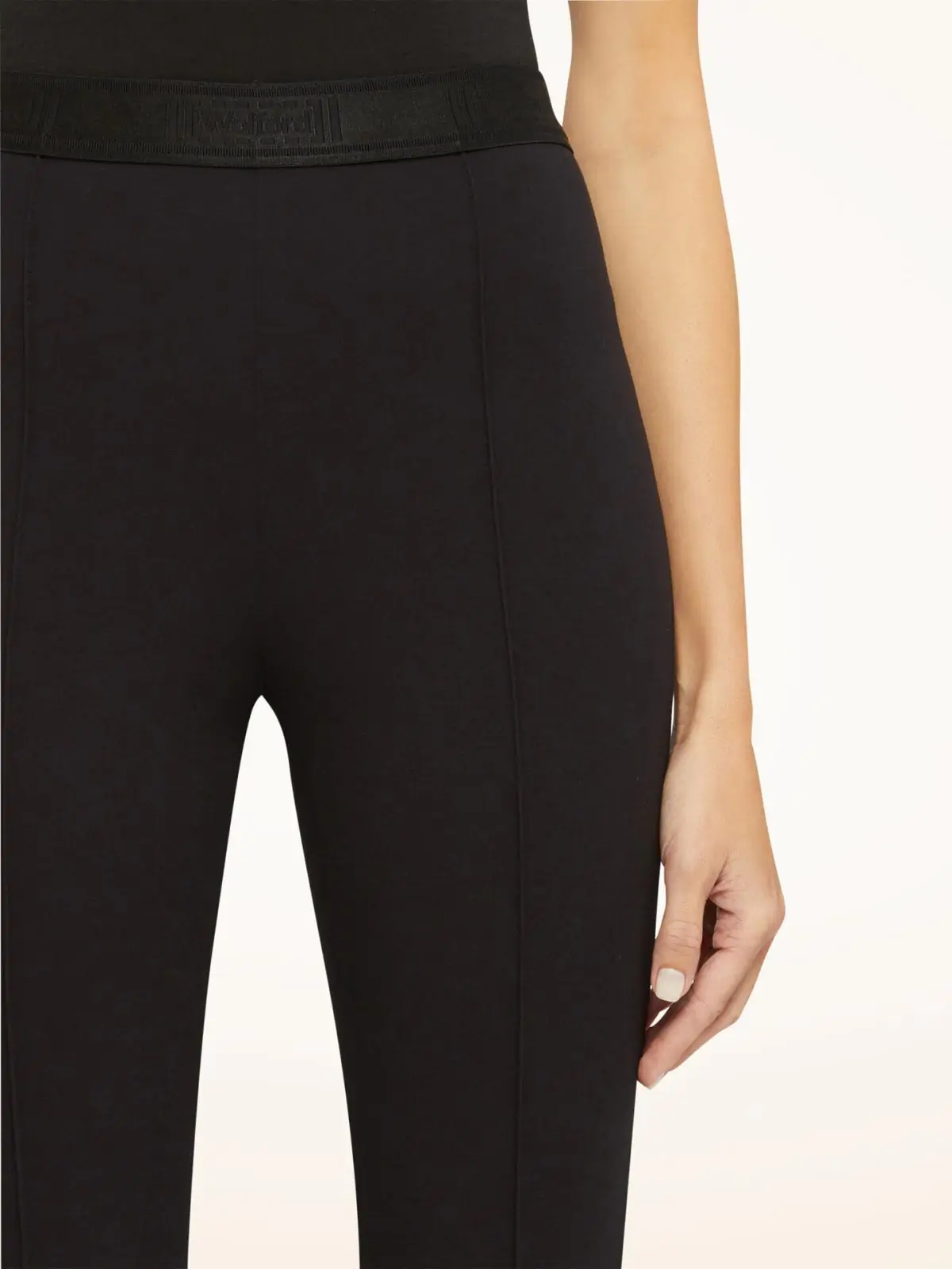 52780_7005_100_003_B_X_B2BL