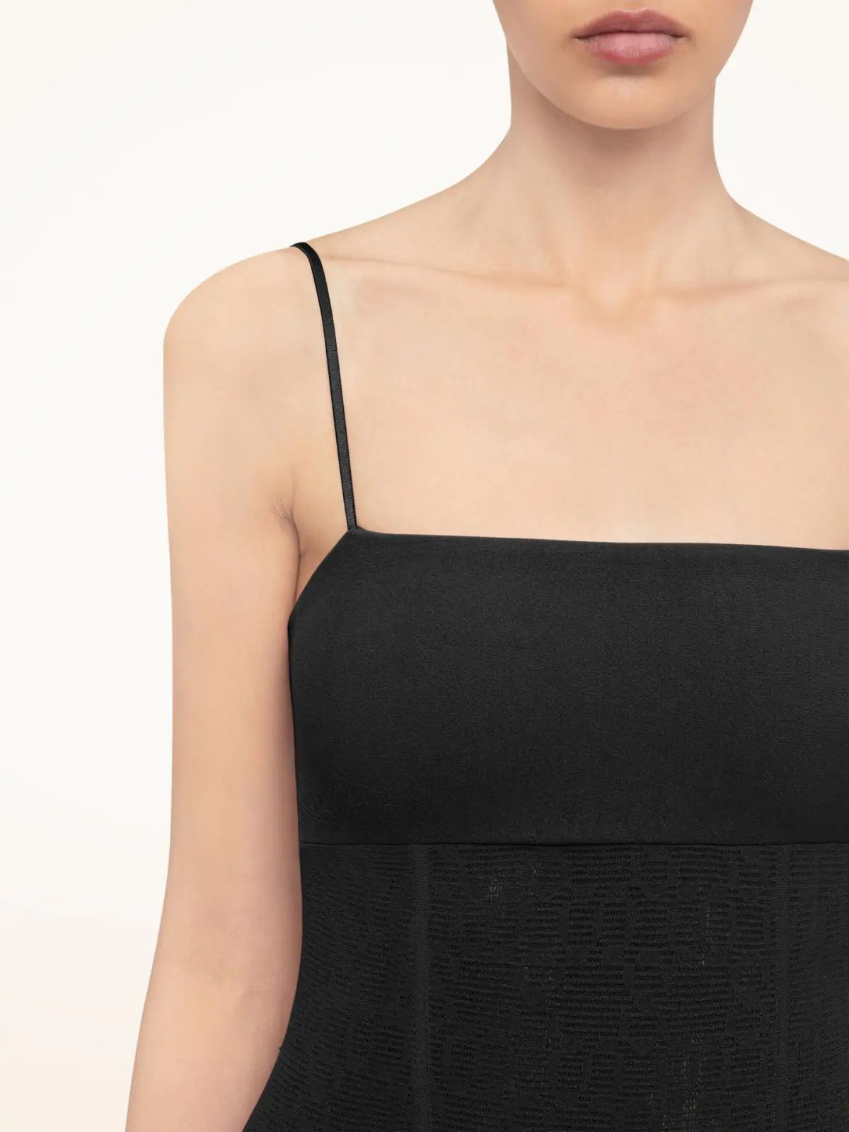 53283_7005_100_004_B_X_B2BL