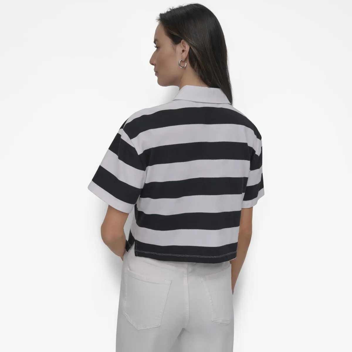 DKNYDJ30424_44_DJ5T1421_WHB_B