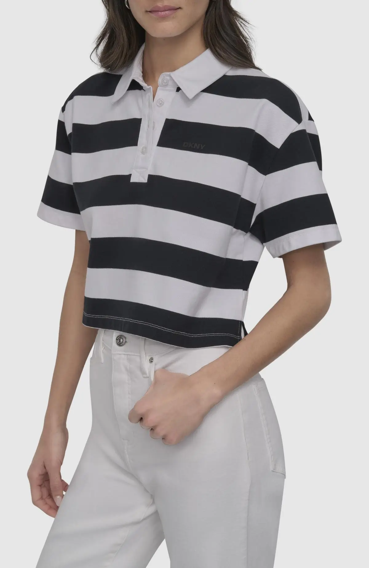 DKNYDJ30424_44_DJ5T1421_WHB_Fb (2)