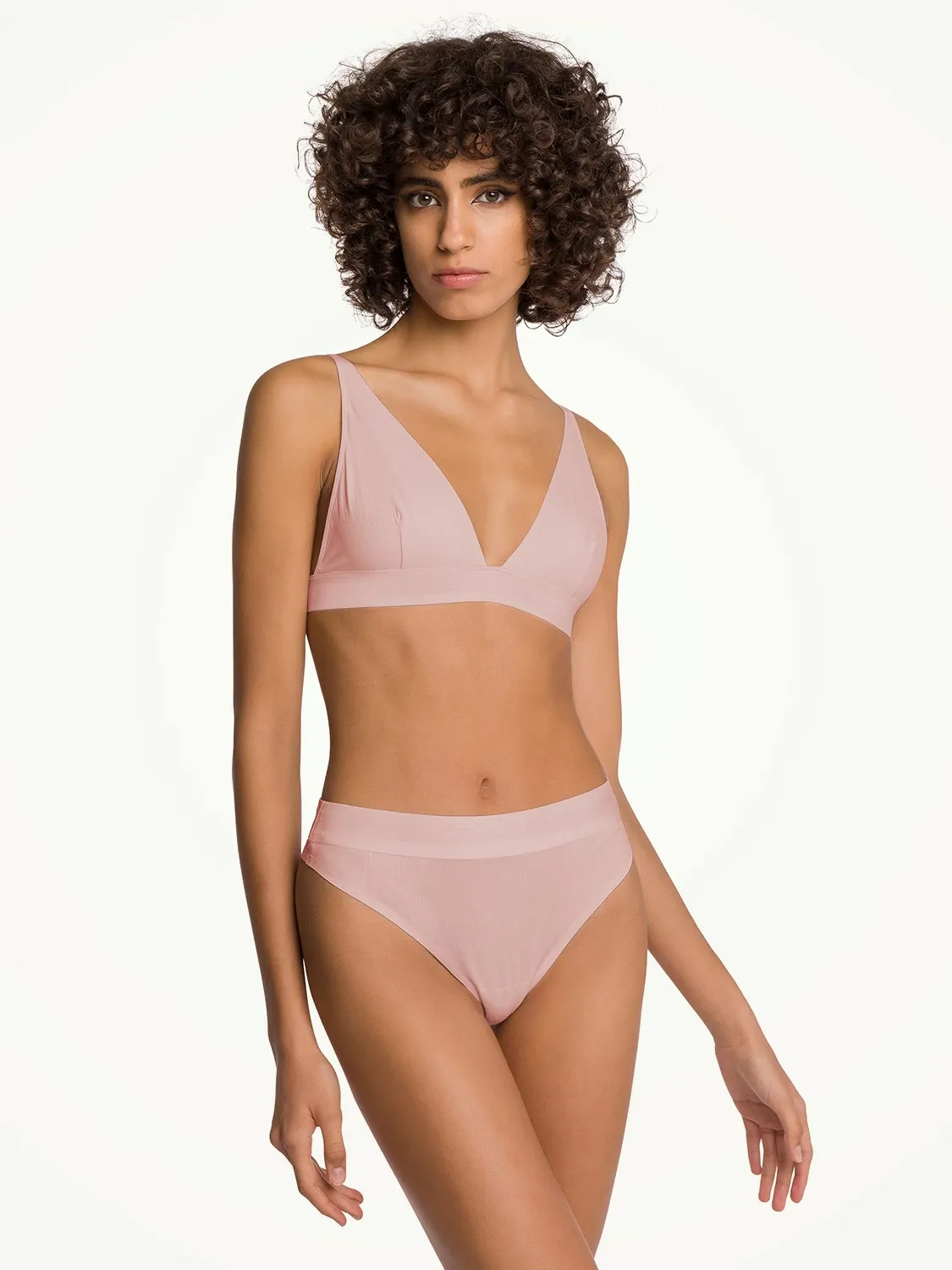 Wolford_Ling_534_4W1200_534_2