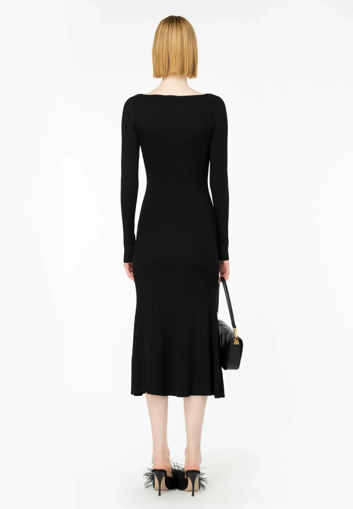 7e87996d5f634f82b390736442a67406