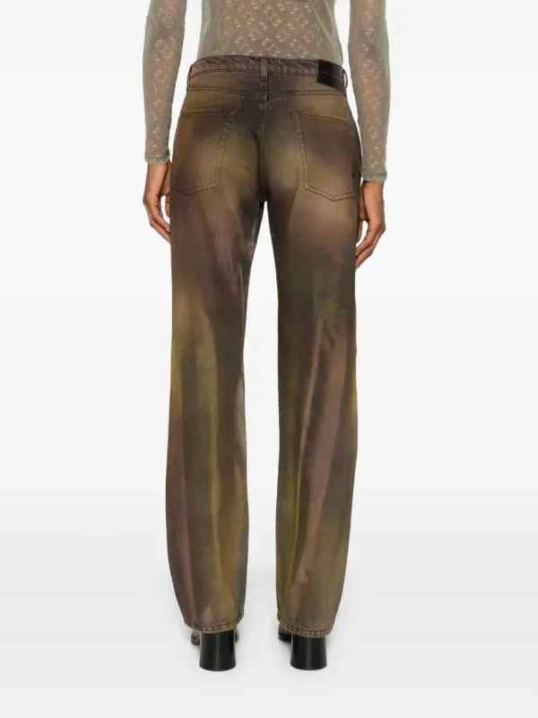 25243714_55511031_600