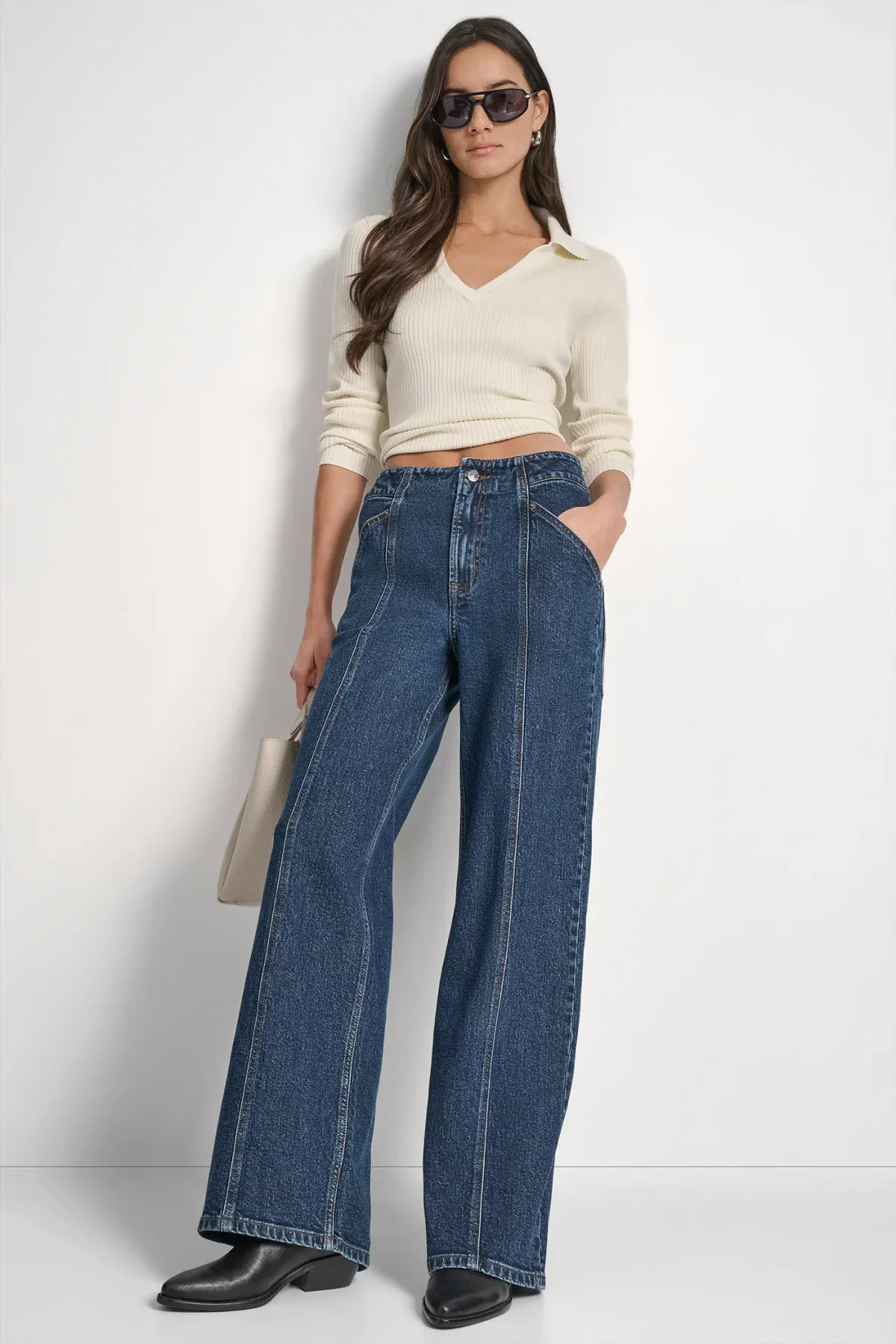 DKNYDJ09925_7a_DJ5M4129_VW8_RETAIL